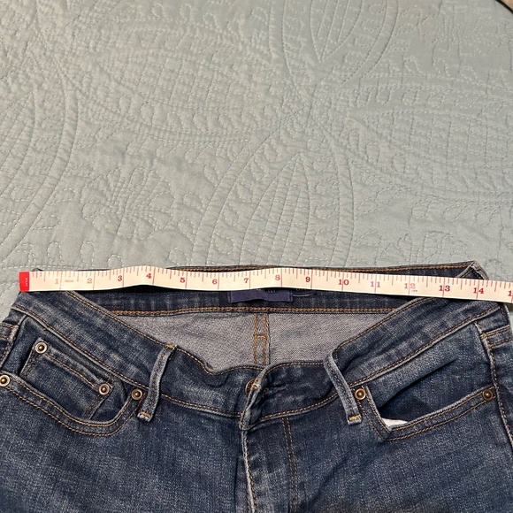 Levis Classic Boot Cut Jeans Size 6/28 **Fits more like a Size 4 - Picture 12 of 12